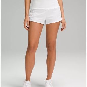 Size 2 white Lululemon speed ups 2.5 inseam